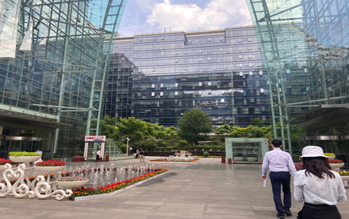 长安兴融中心外立面